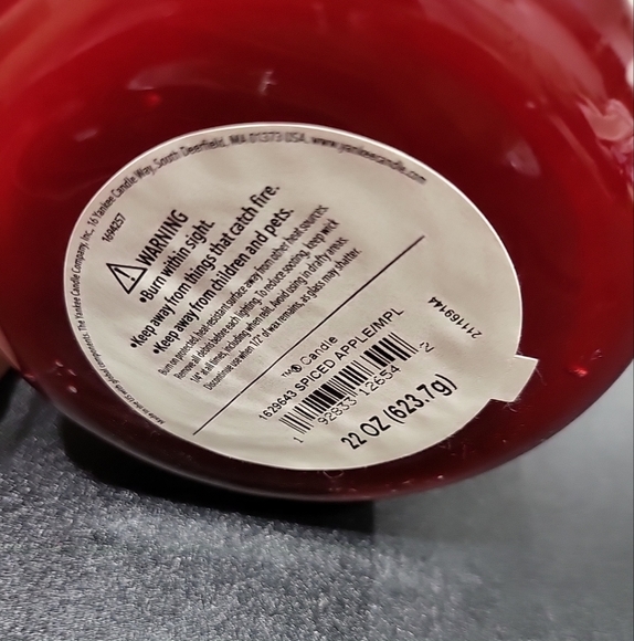 Yankee Candle Spiced Apple & Maple Large Jar Candle 22 Ounces - Picture 3 of 7